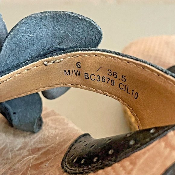 Born Concept BOC 6 Black Leather Flower Platform Wedge Thong Sandals - Picture 11 of 12